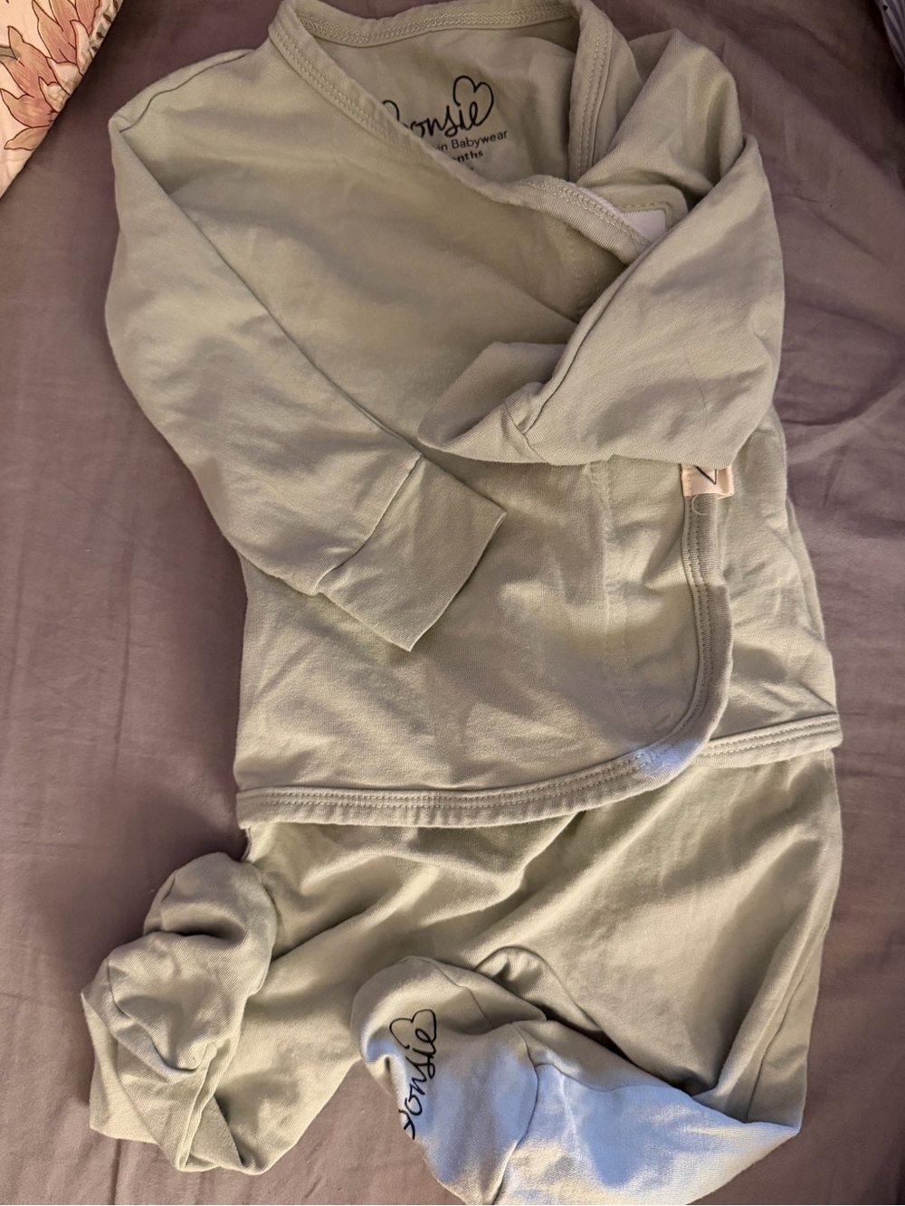 Bonsie skin to skin baby wear